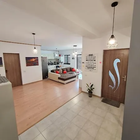 Breeze Mamaia Nord דירה *